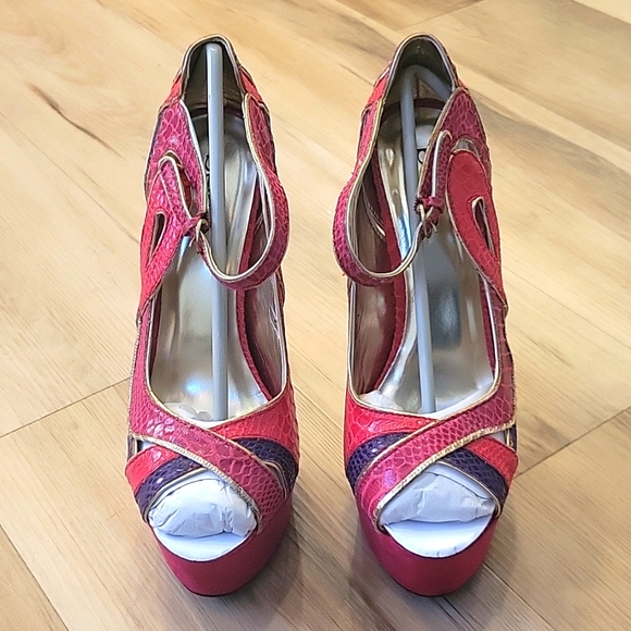 bebe Clarissa Platform High Heel Pump 8 - Picture 2 of 6